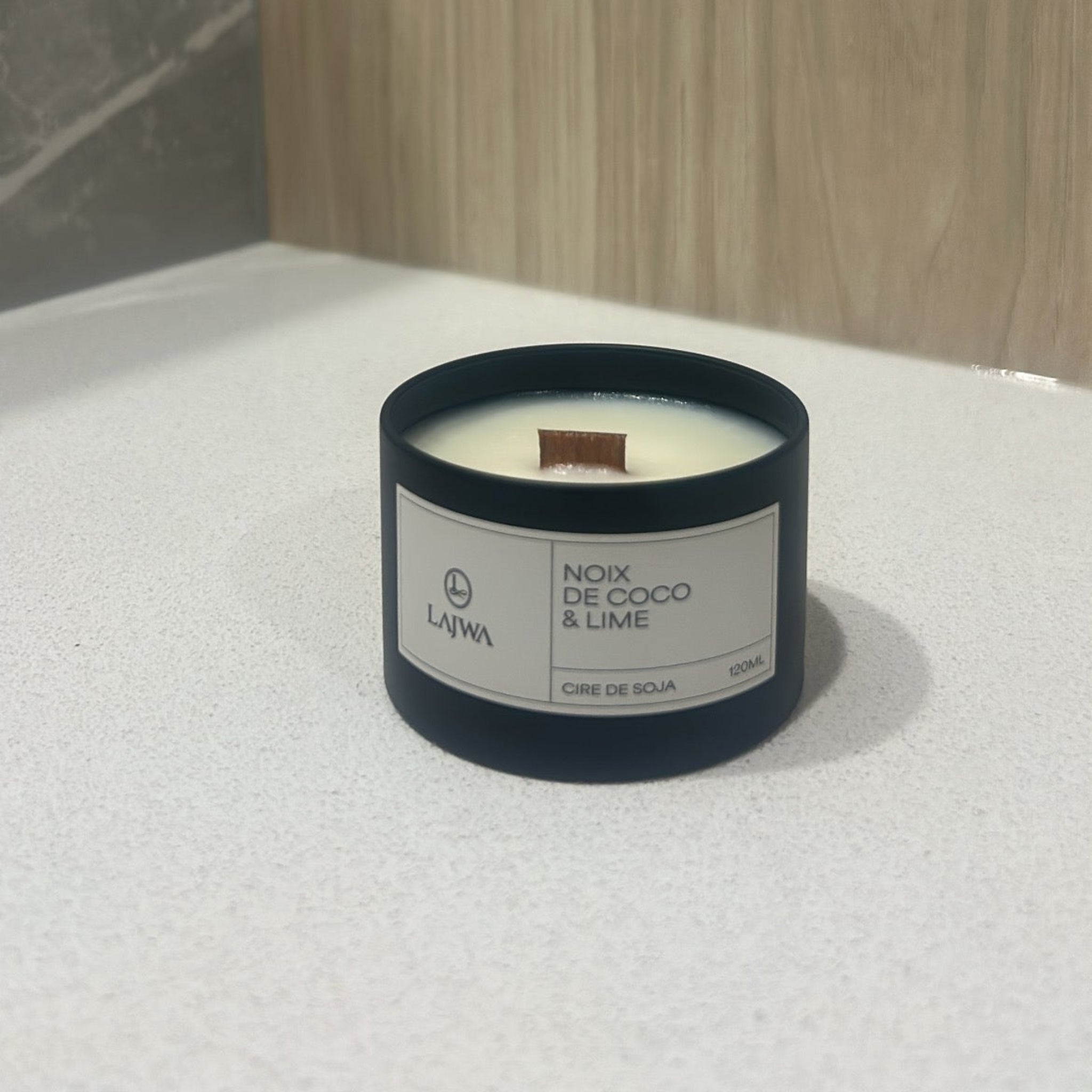 Bougie parfumée à la noix de coco et à la lime – 120 ml
